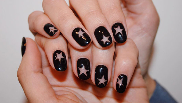 Classic Black Nail Art Designs for Trendy Ladies